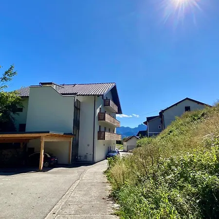 Apartamento Modernes Am Traunsee - See, Berge, Fitness & Parkplatz *