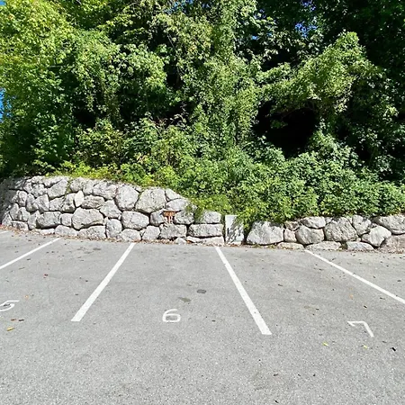 Modernes Am Traunsee - See, Berge, Fitness & Parkplatz * Altmünster