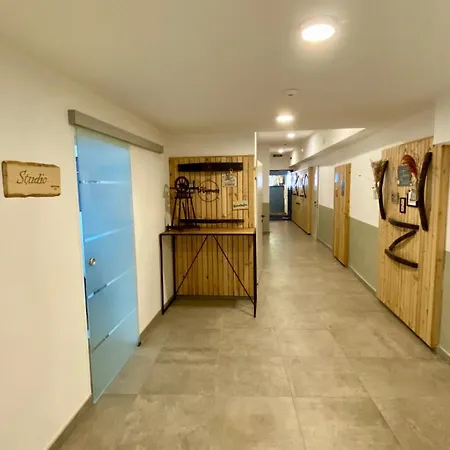 Apartamento Modernes Am Traunsee - See, Berge, Fitness & Parkplatz Altmünster